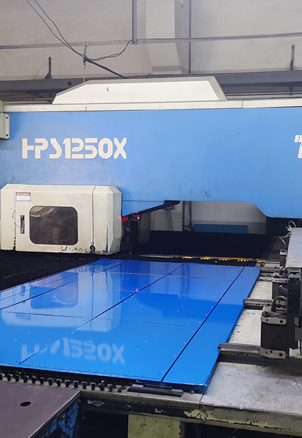 鈑金加工設(shè)備3